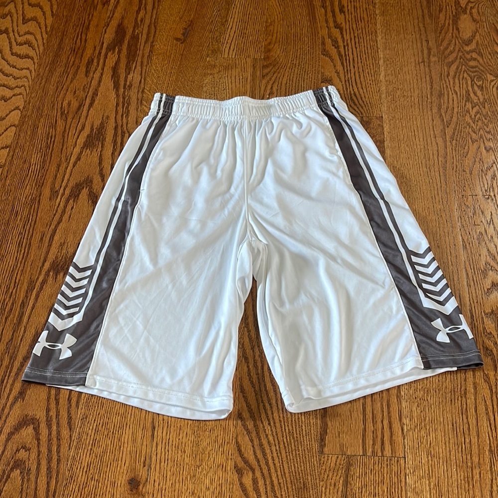 Under Armour Loose Basketball Shorts